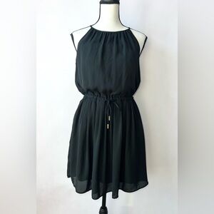 Banana Republic black halter dress with elastic waist. Size‎ 0P